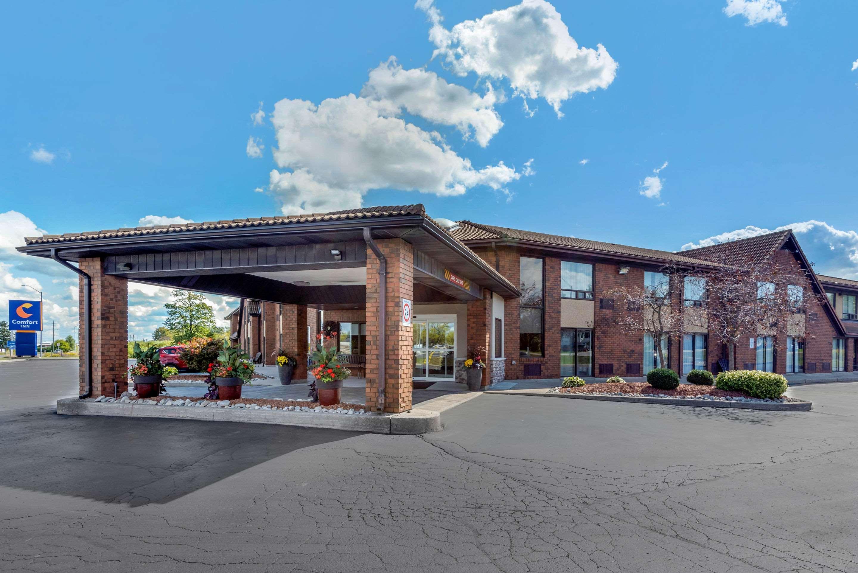 Comfort Inn Сент-Томас Екстер'єр фото