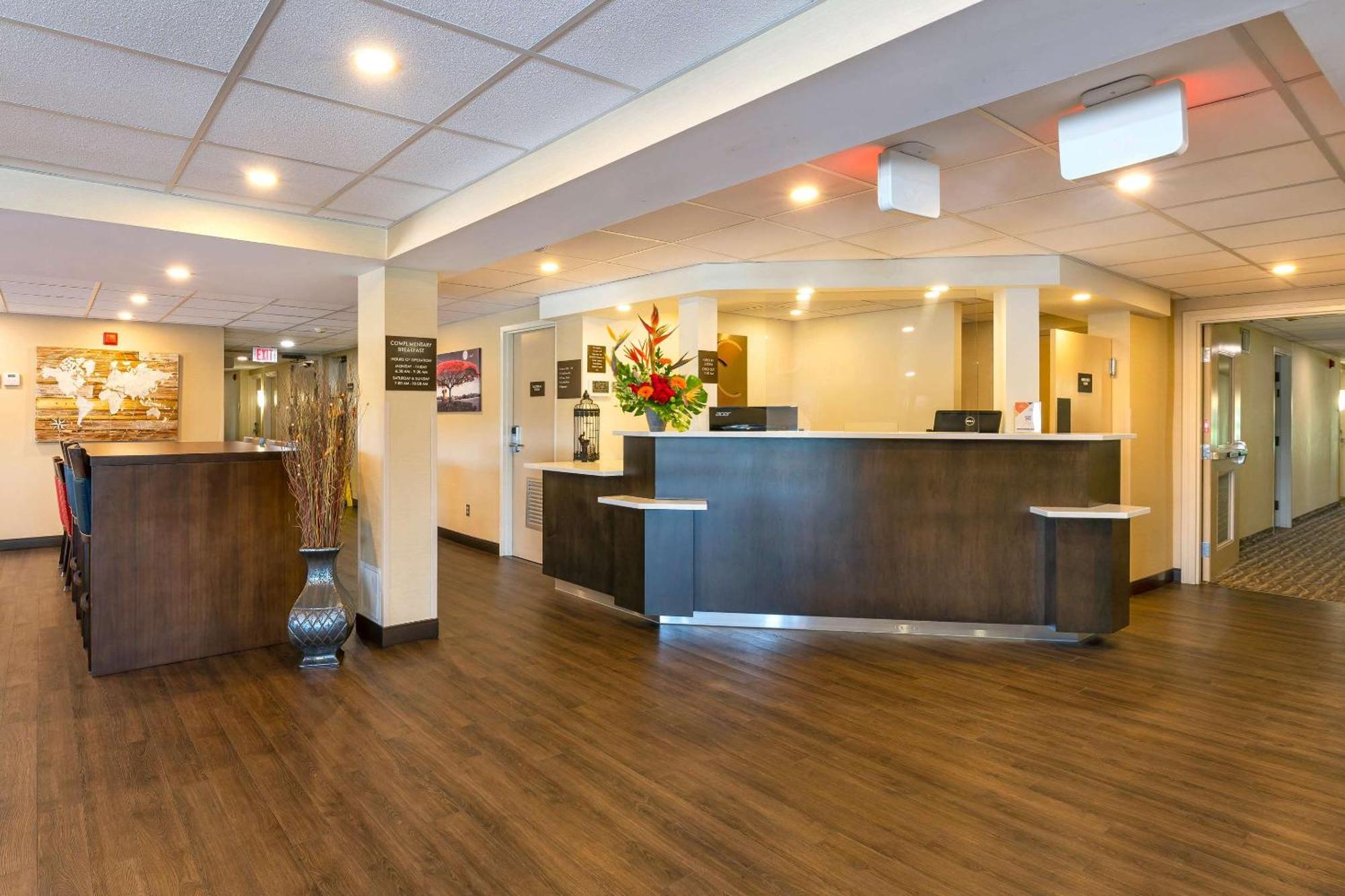 Comfort Inn Сент-Томас Екстер'єр фото