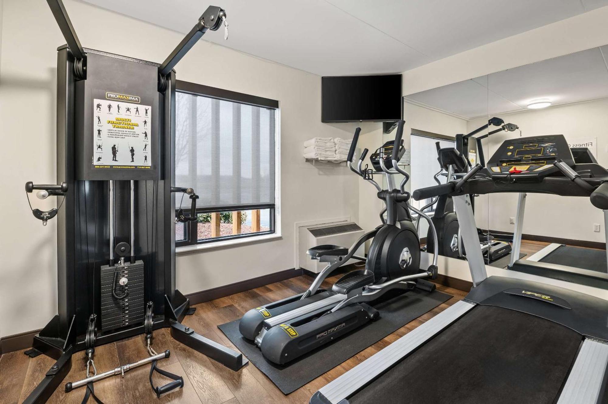 Comfort Inn Сент-Томас Екстер'єр фото